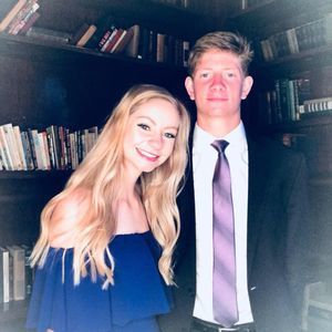 Meet your Posher, Abigail